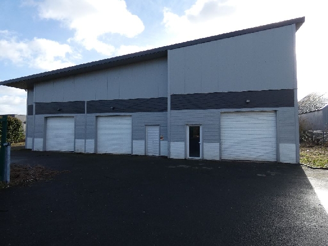 Entrepôts à louer sur NOYAL-CHATILLON-SUR-SEICHE