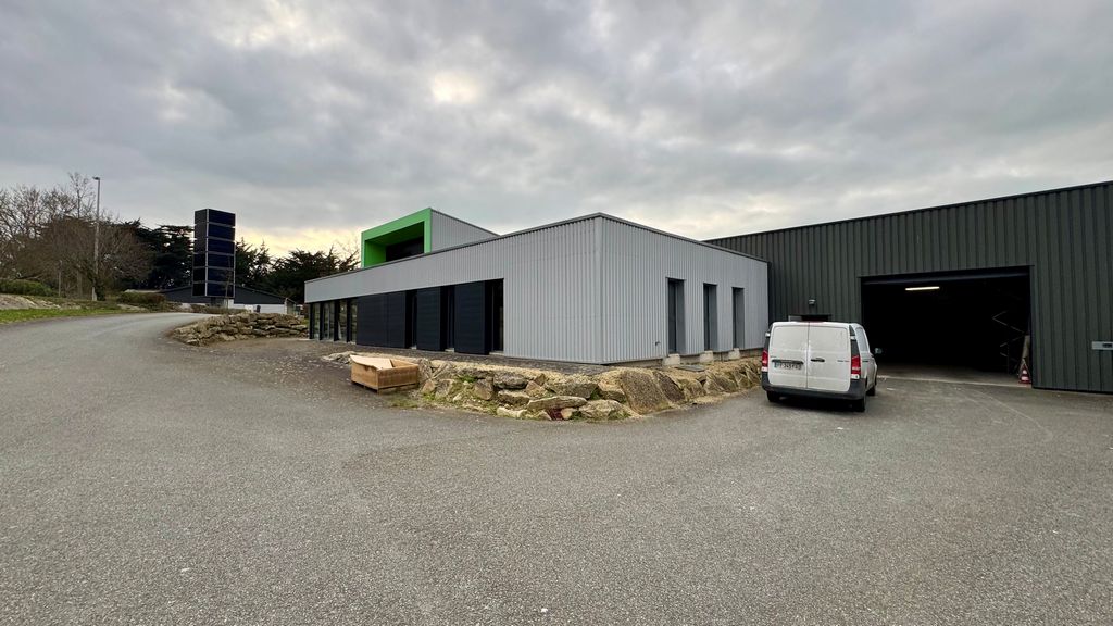 Location Locaux d'activités ST-MALO Surface 544 m² Entrepôts Rennes Nord