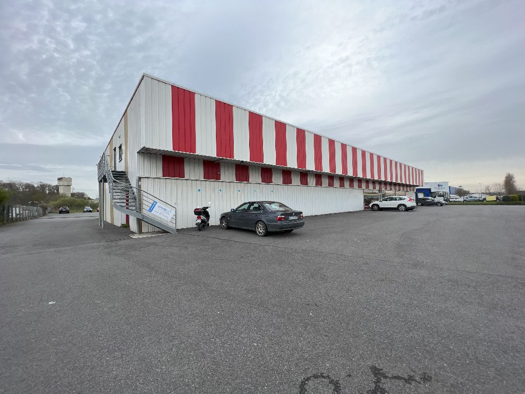 Location Locaux d'activités VEZIN-LE-COQUET Surface 800 m² Activité Rennes ZI route de Lorient