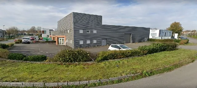 Activité à louer sur VERN-SUR-SEICHE