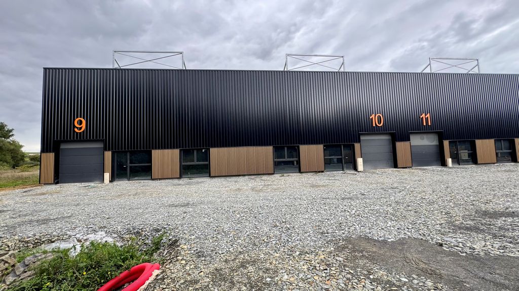 Entrepôts à vendre / à louer sur GOVEN