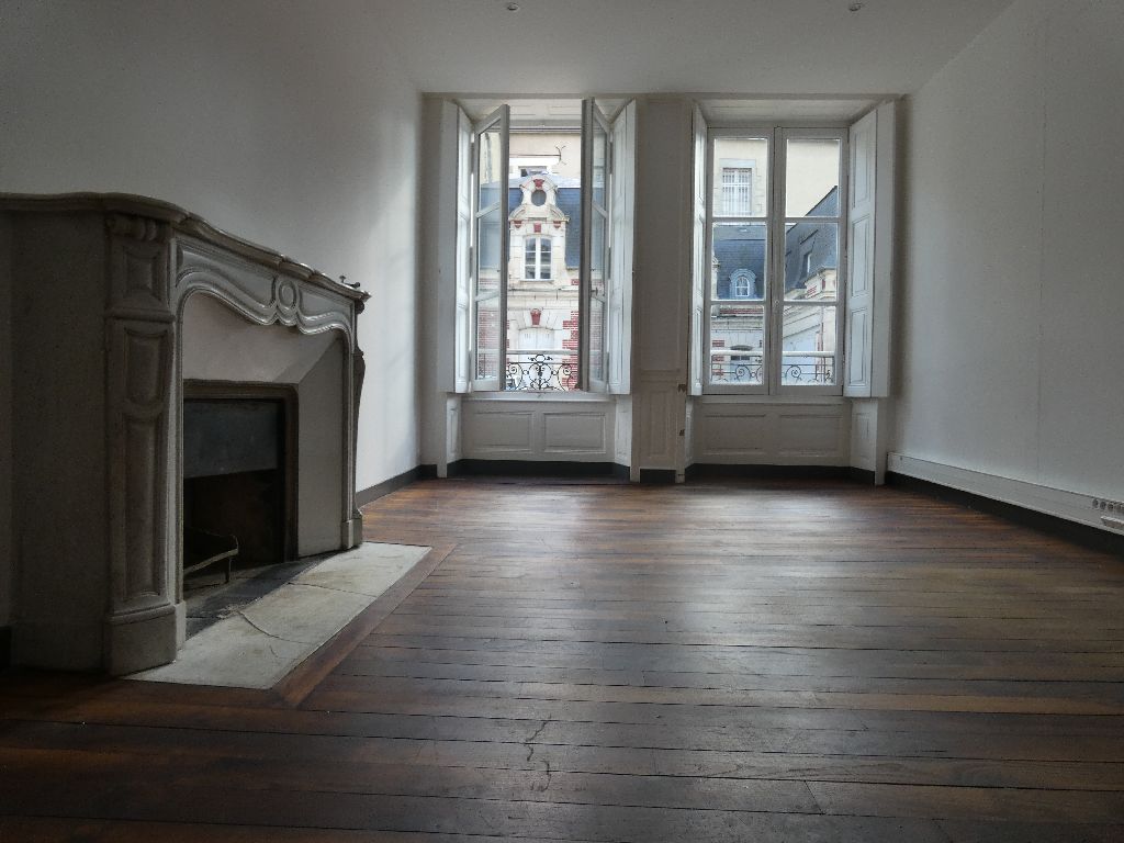 Bureaux à vendre / à louer sur RENNES