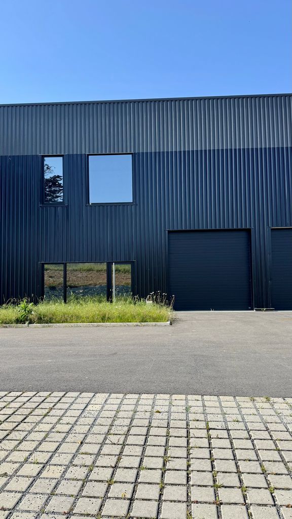 Vente Location Locaux d'activités BETTON Surface 227 m² Entrepôts Rennes Nord