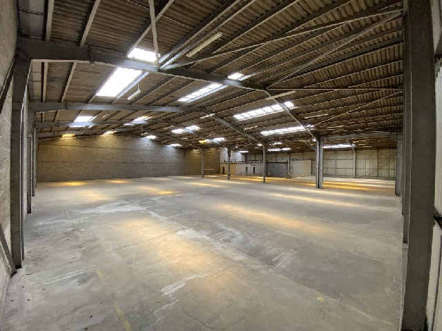 Vente Location Locaux d'activités RENNES Surface 1750 m² Activité Rennes ZI Sud-Est